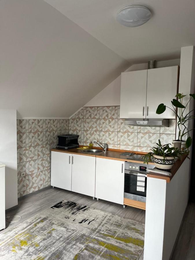 Apartman Salus Tuzla Zewnętrze zdjęcie